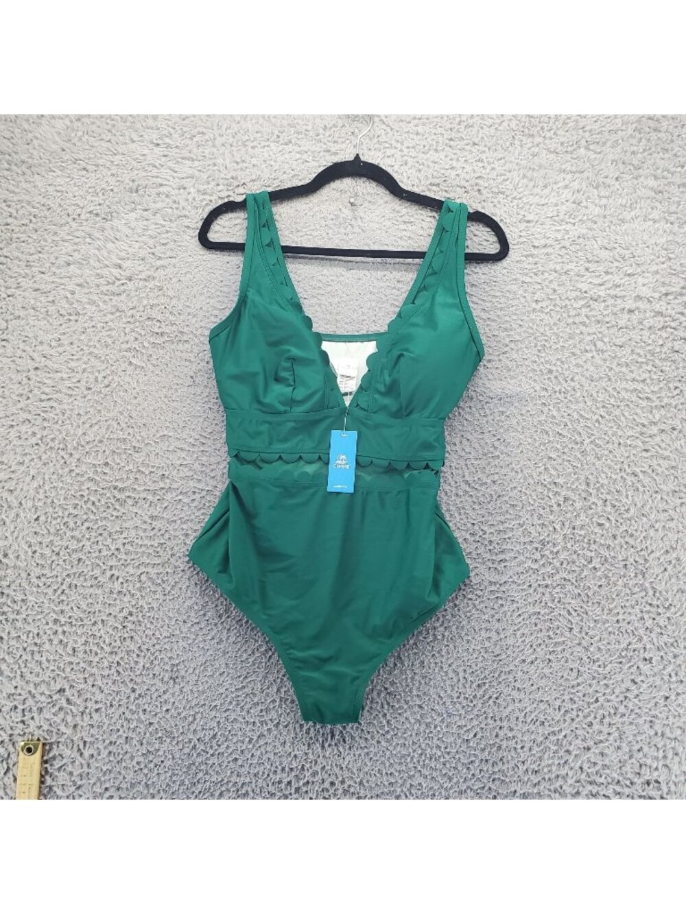 Cupshe Swimsuit Womens 0X Green Scallop Trim One-Piece Plunge Neck *NWT*